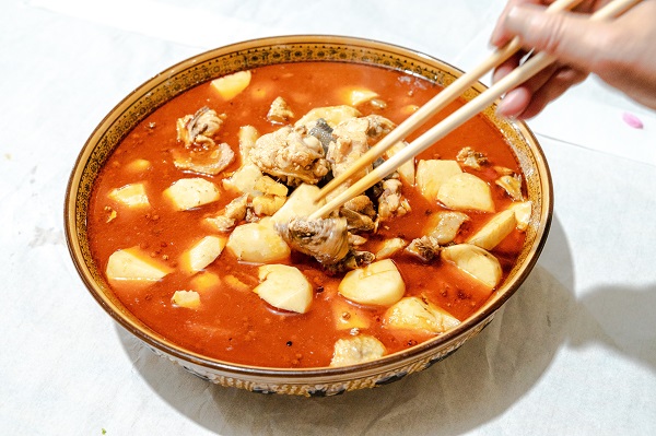 最成都的味道，新都三十年老饭店的东坡春日宴——晓霞饭店